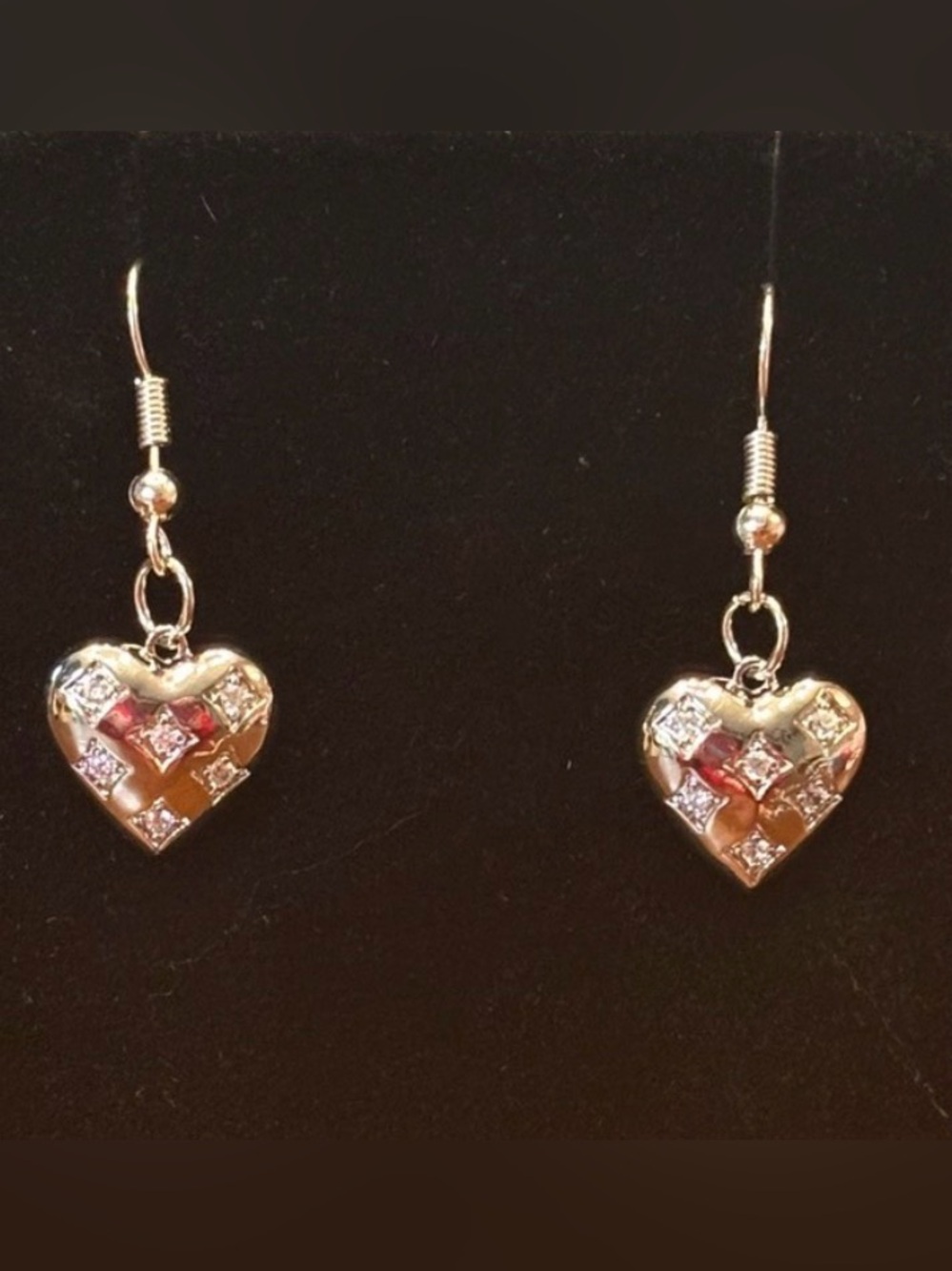 New Chic Silver Heart Earrings w rhinestones